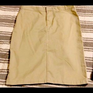 Ralph Lauren Kaki Cotton Pencil Skirt. MIDI style